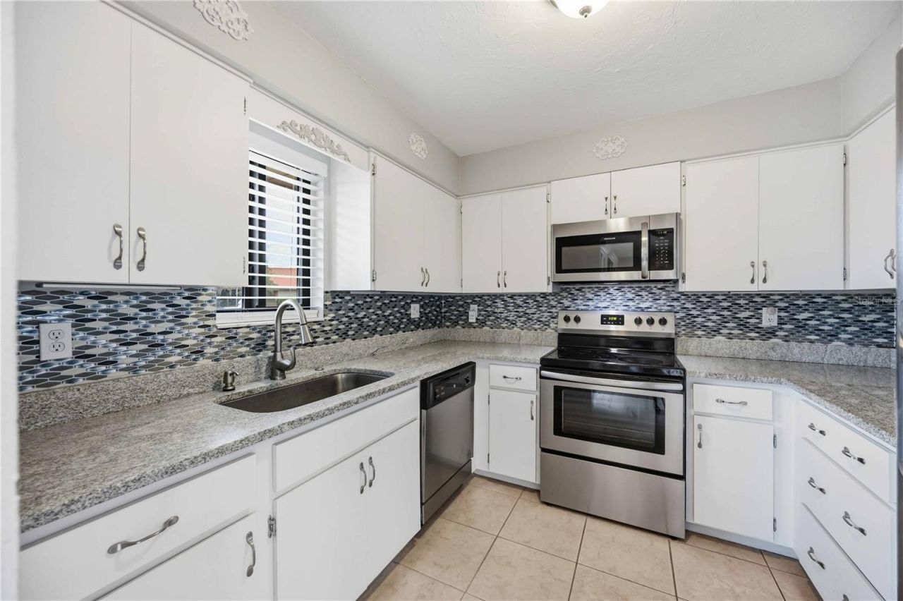 6567 Draw Lane, Unit 104, Sarasota, FL 34238 Photo