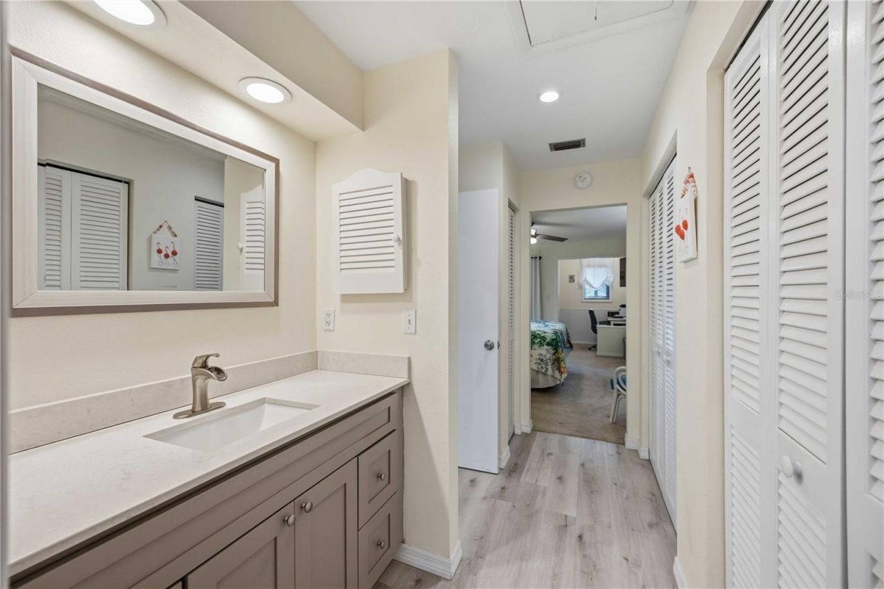 6567 Draw Lane, Unit 104, Sarasota, FL 34238 Photo