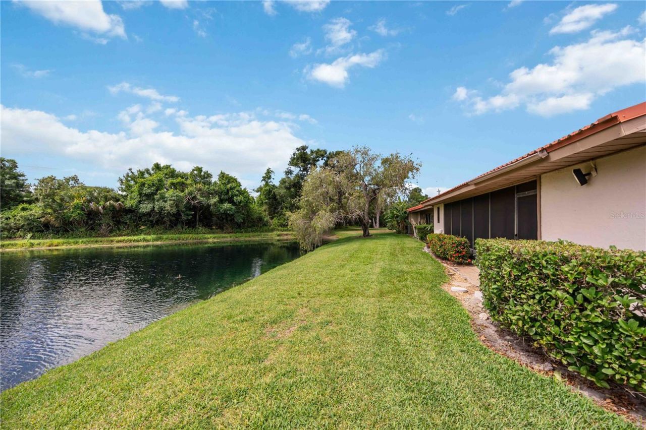 6567 Draw Lane, Unit 104, Sarasota, FL 34238 Photo