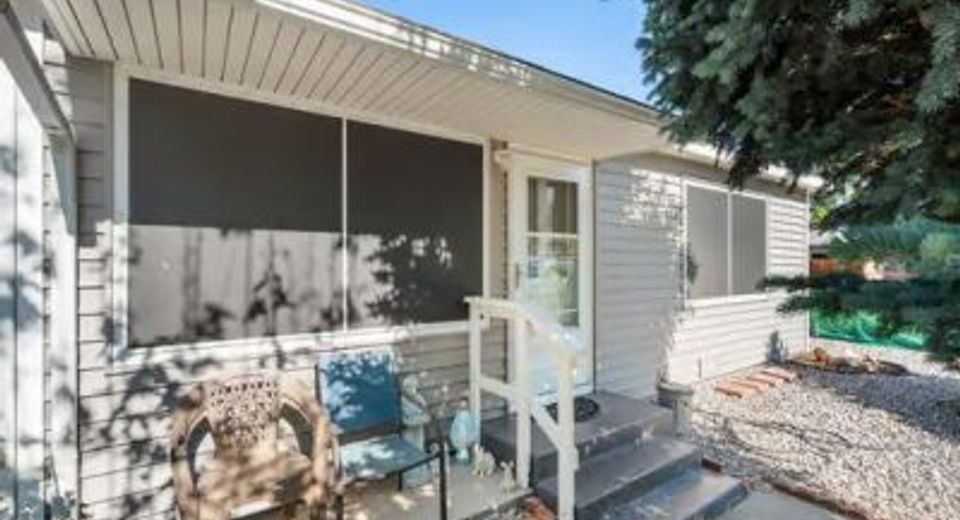 645 Stanford Way, Sparks, NV 89431 Photo