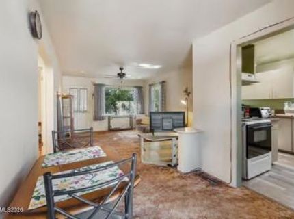 645 Stanford Way, Sparks, NV 89431 Photo
