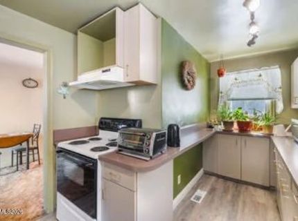 645 Stanford Way, Sparks, NV 89431 Photo