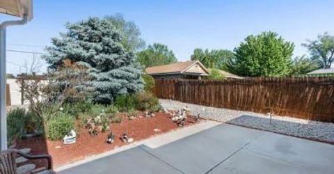 645 Stanford Way, Sparks, NV 89431 Photo