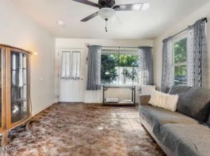 645 Stanford Way, Sparks, NV 89431 Photo