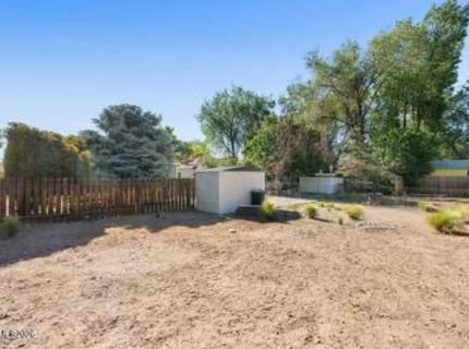 645 Stanford Way, Sparks, NV 89431 Photo