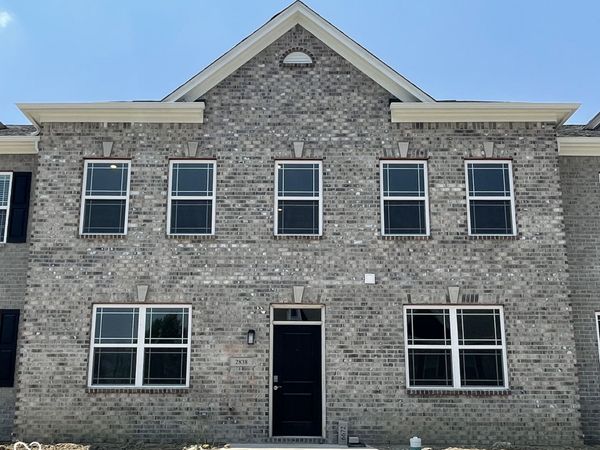 2838 Maricopa Boulevard , Whitestown, IN 46075