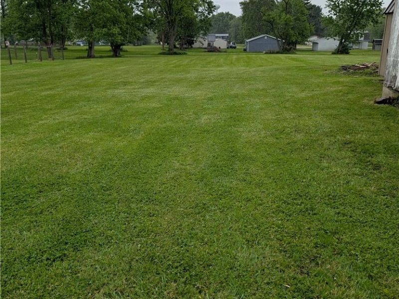 6706 Oakfield Street NE, East Canton, OH 44730 Photo 1
