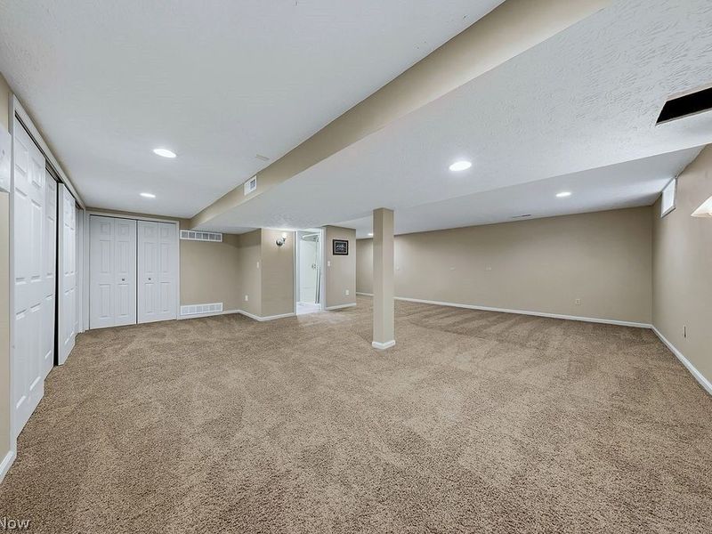 6982 Carol Drive , Independence, OH 44131 Photo 39