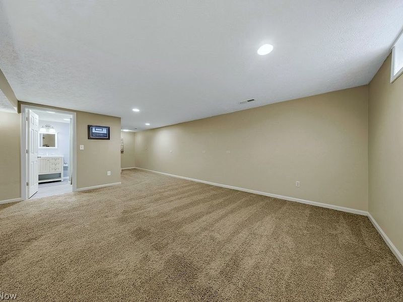6982 Carol Drive , Independence, OH 44131 Photo 41