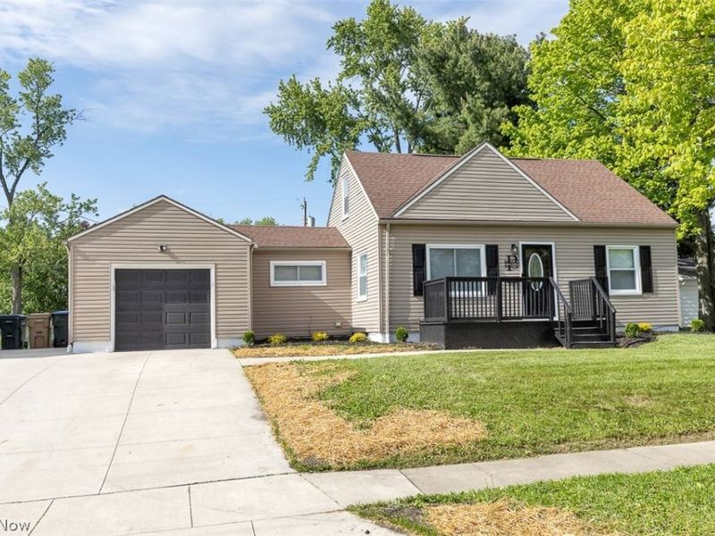 67 Pierce Avenue, Cuyahoga Falls, OH 44221 Photo 3