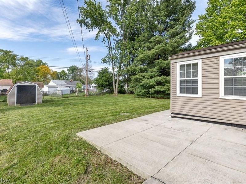 67 Pierce Avenue, Cuyahoga Falls, OH 44221 Photo 5