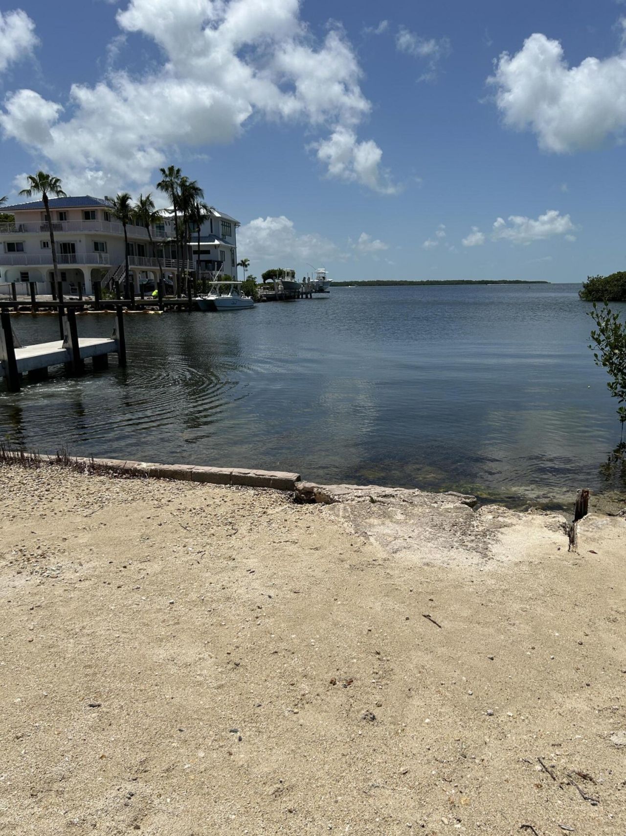 215 S Coconut Palm Boulevard, Tavernier, FL 33070 Photo