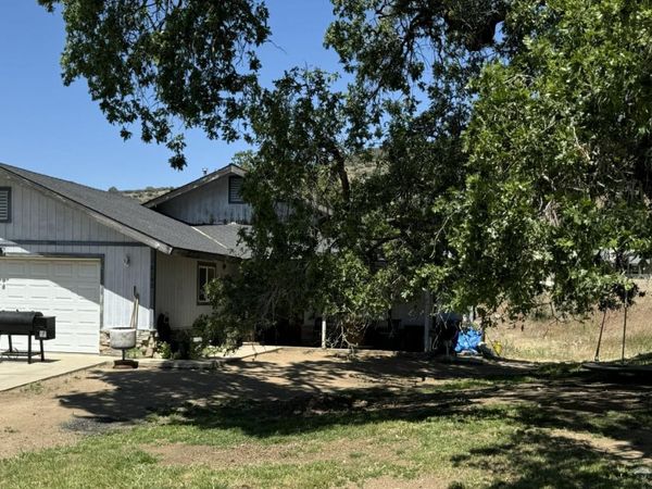 18190 Basil Drive, Tehachapi, CA 93561