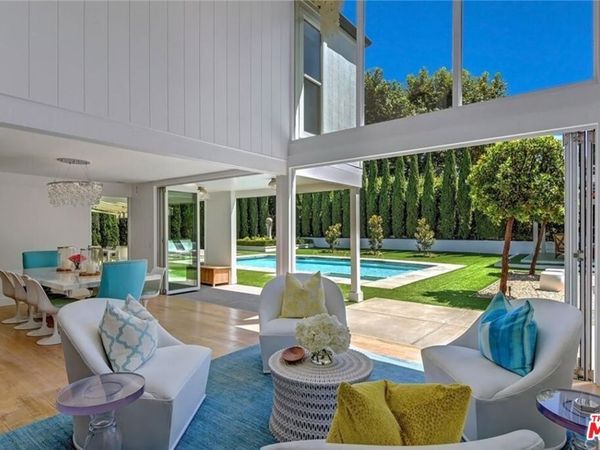 1438 Santiago Drive , Newport Beach, CA 92660
