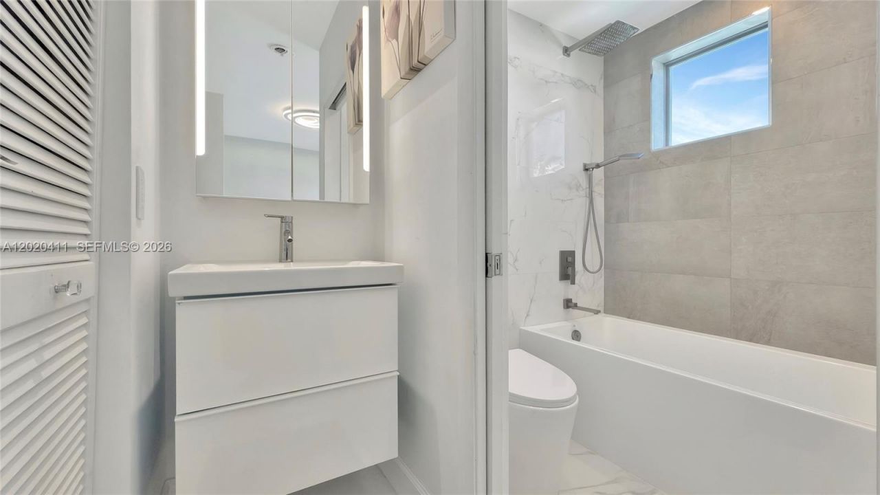 734 Michigan Ave, Unit 6, Miami Beach, FL 33139 Photo
