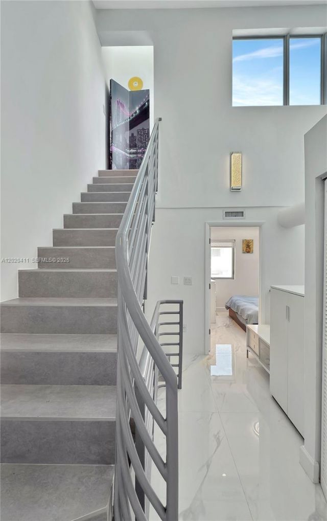 734 Michigan Ave, Unit 6, Miami Beach, FL 33139 Photo