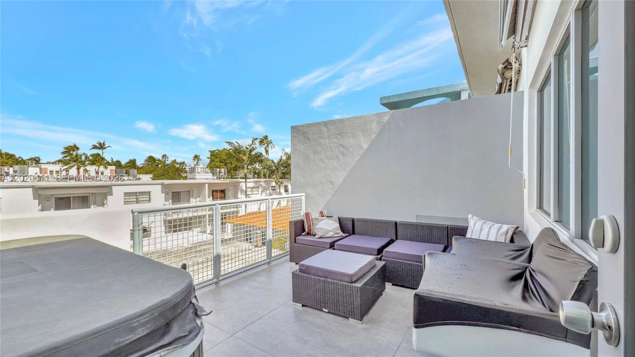 734 Michigan Ave, Unit 6, Miami Beach, FL 33139 Photo