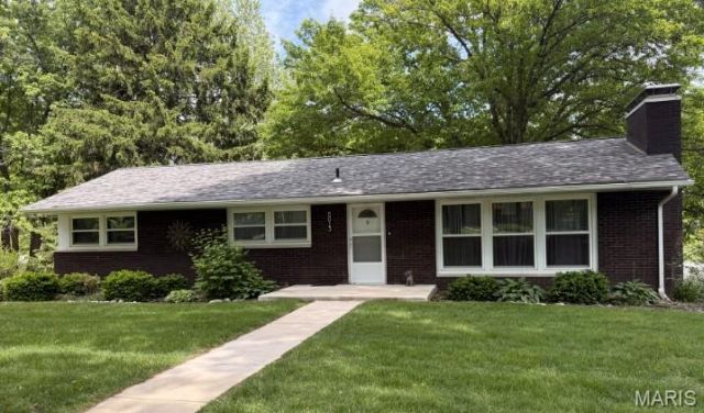 5013 Crystal Lake Dr. Drive , Godfrey, IL 62035 Main Photo