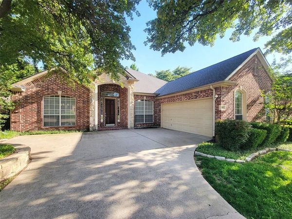 3402 Bentley Court , Highland Village, TX 75077