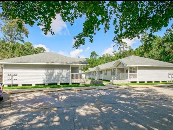 2001 TENTH Street , Unit B, Slidell, LA 70458