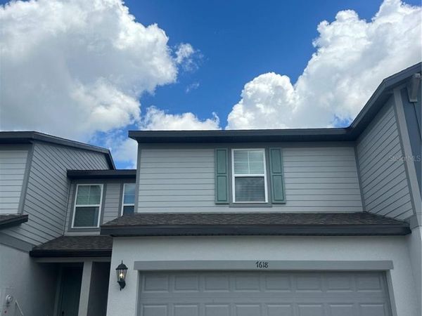 7618 MOMENTUM PARKWAY , WESLEY CHAPEL, FL 33545