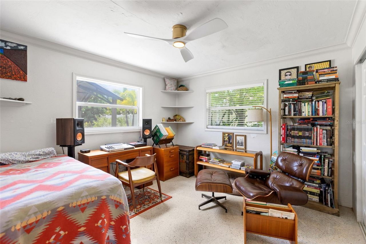 1124 40th Avenue Ne, Saint Petersburg, FL 33703 Photo