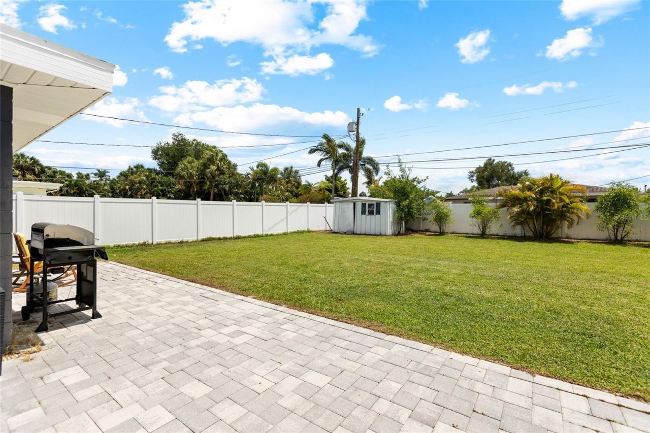 1124 40th Avenue Ne, Saint Petersburg, FL 33703 Photo