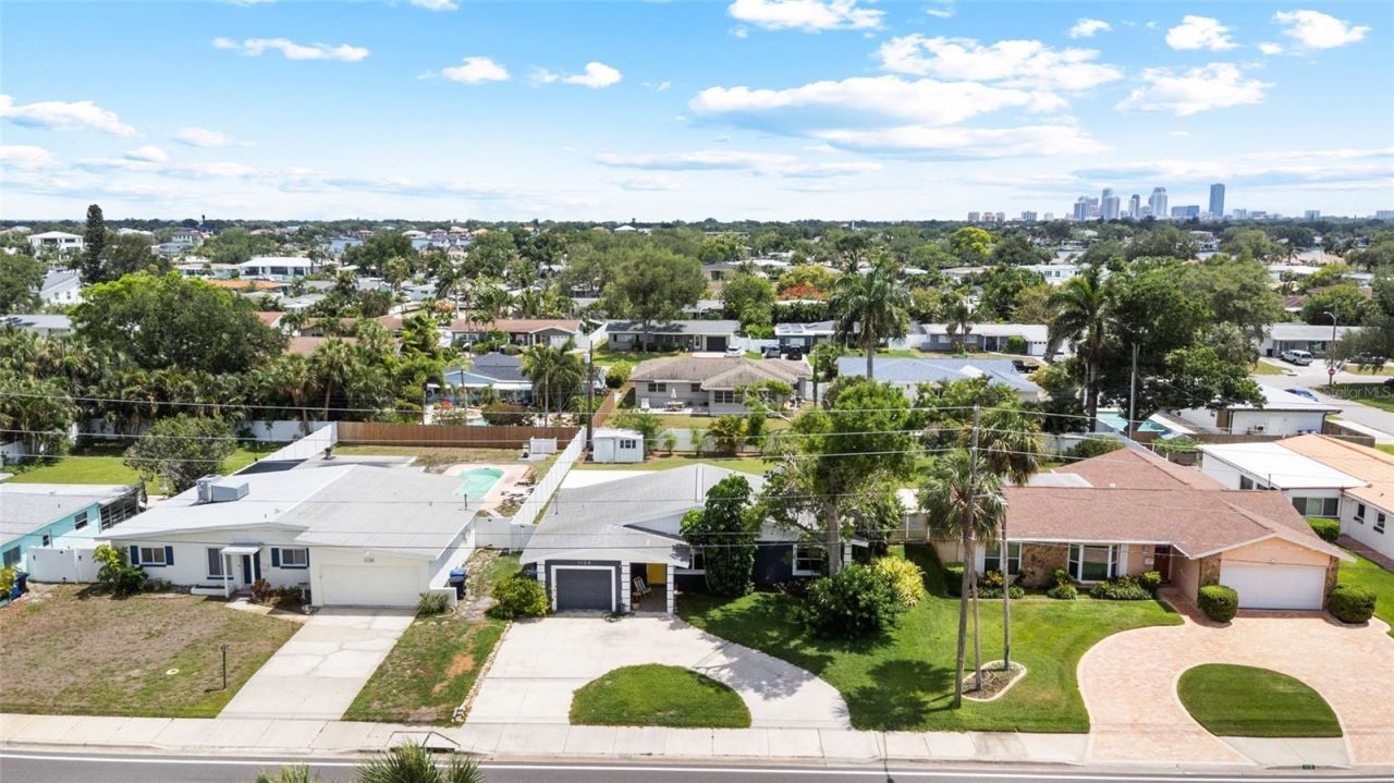 1124 40th Avenue Ne, Saint Petersburg, FL 33703 Photo