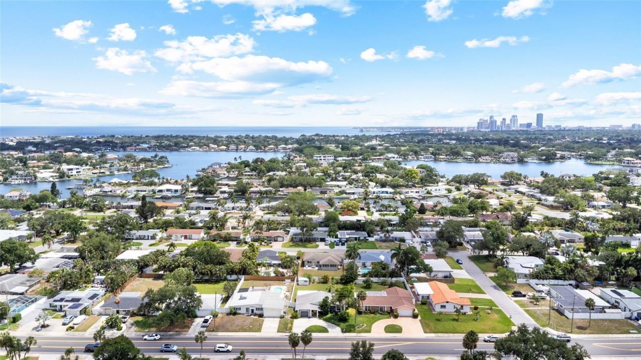 1124 40th Avenue Ne, Saint Petersburg, FL 33703 Photo