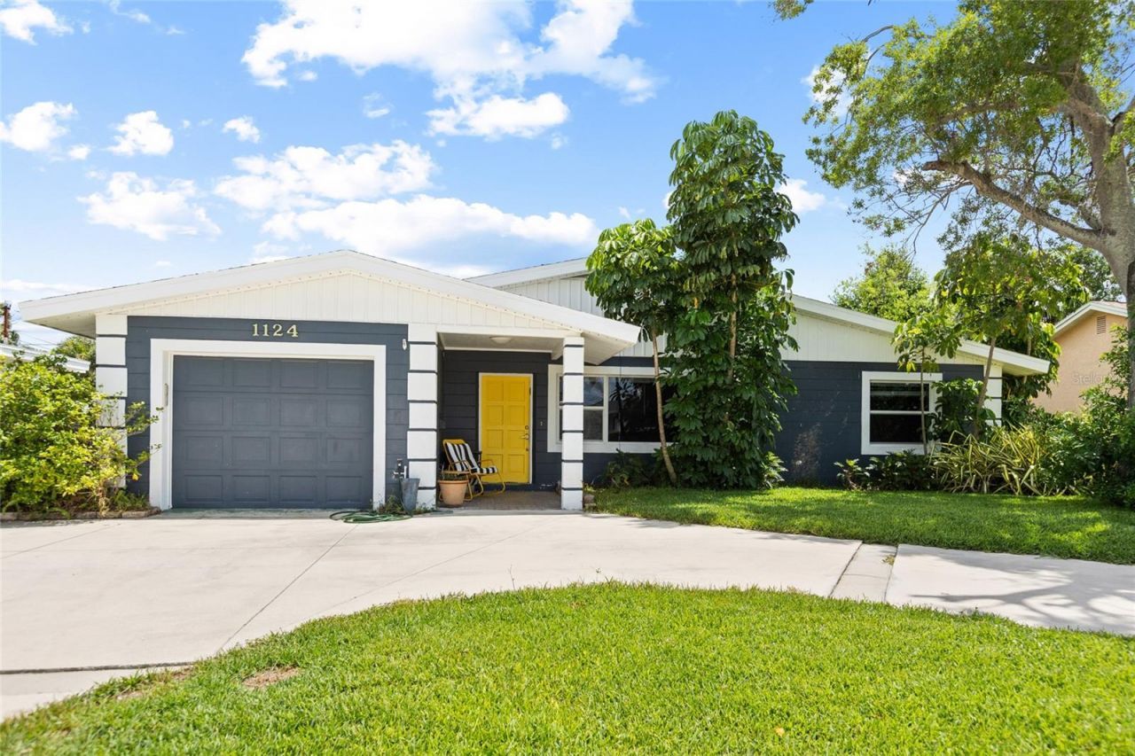 1124 40th Avenue Ne, Saint Petersburg, FL 33703 Photo