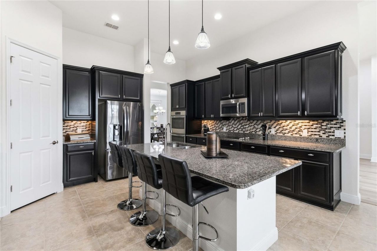 3716 Paradiso Circle, Kissimmee, FL 34746 Photo