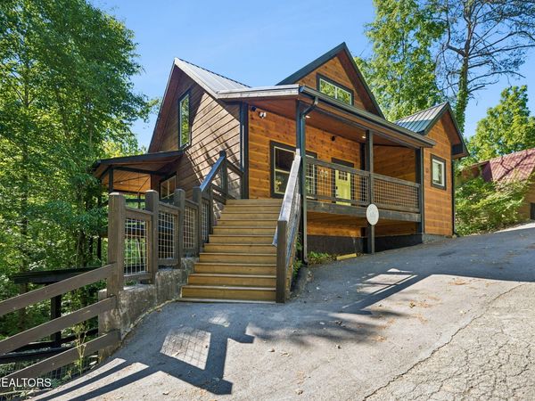 233 Cherokee Path Way , Sevierville, TN 37876