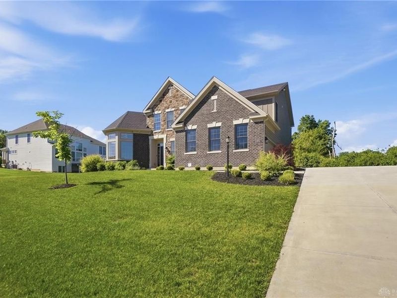 2731 Bent Grass Drive, Beavercreek, OH 45431 Photo 4