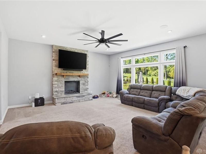 2731 Bent Grass Drive, Beavercreek, OH 45431 Photo 8