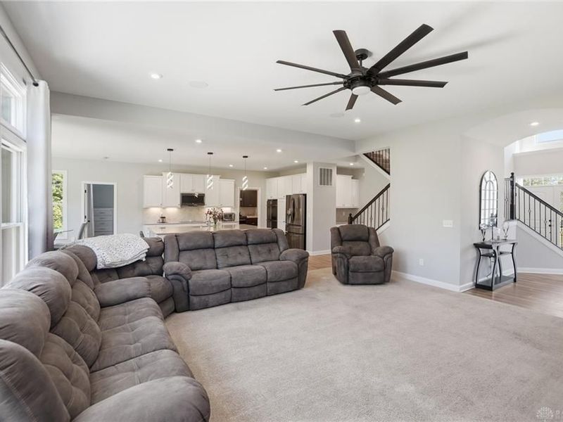 2731 Bent Grass Drive, Beavercreek, OH 45431 Photo 9