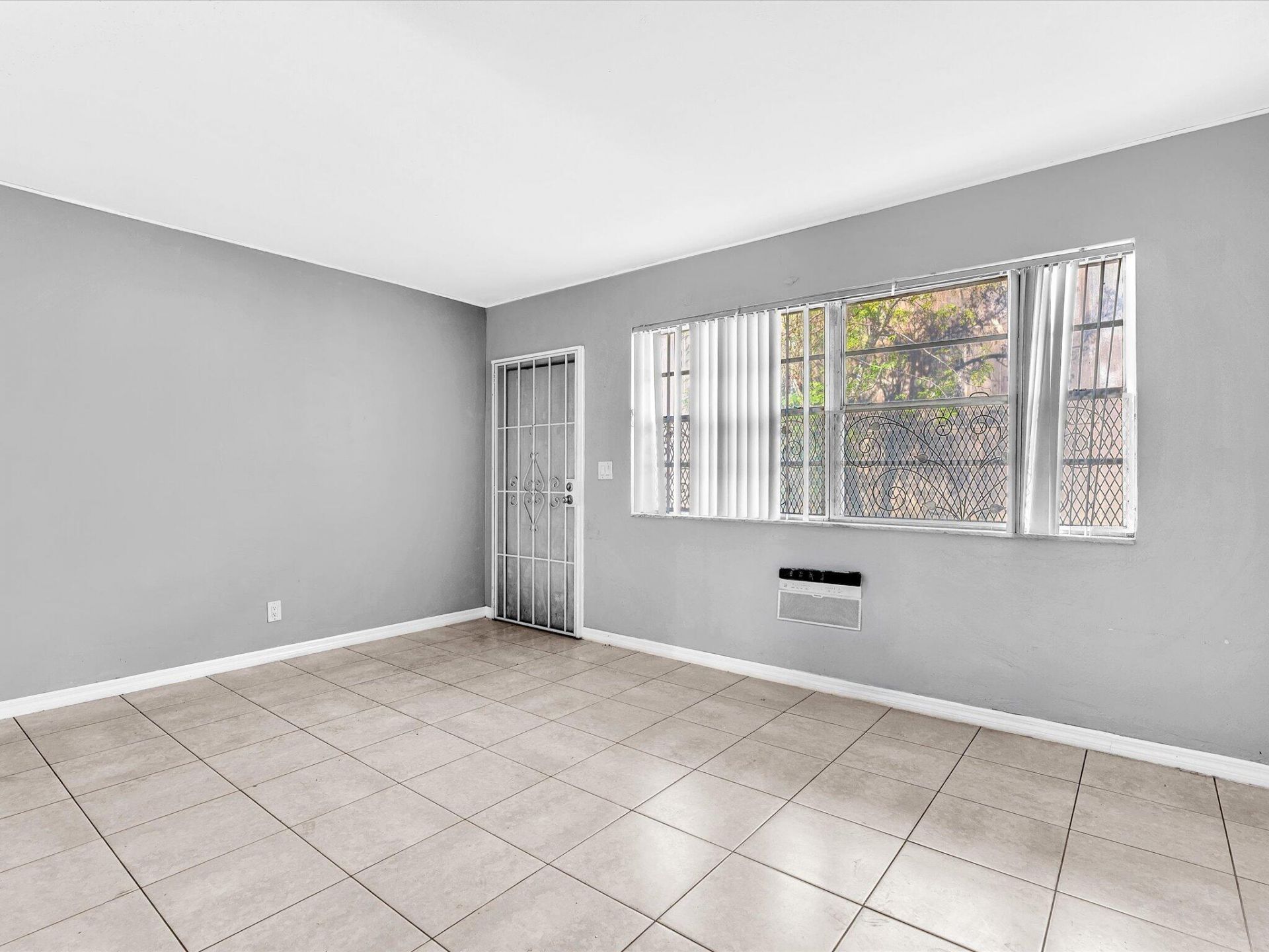 2915 Plunkett Street, Unit 5d, Hollywood, FL 33020 Photo