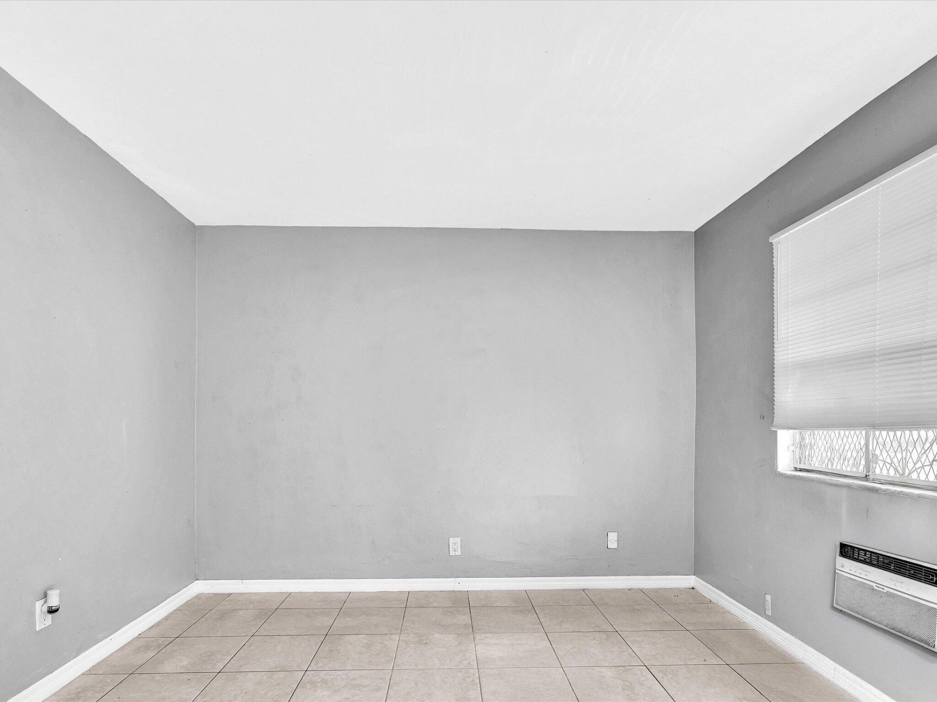 2915 Plunkett Street, Unit 5d, Hollywood, FL 33020 Photo