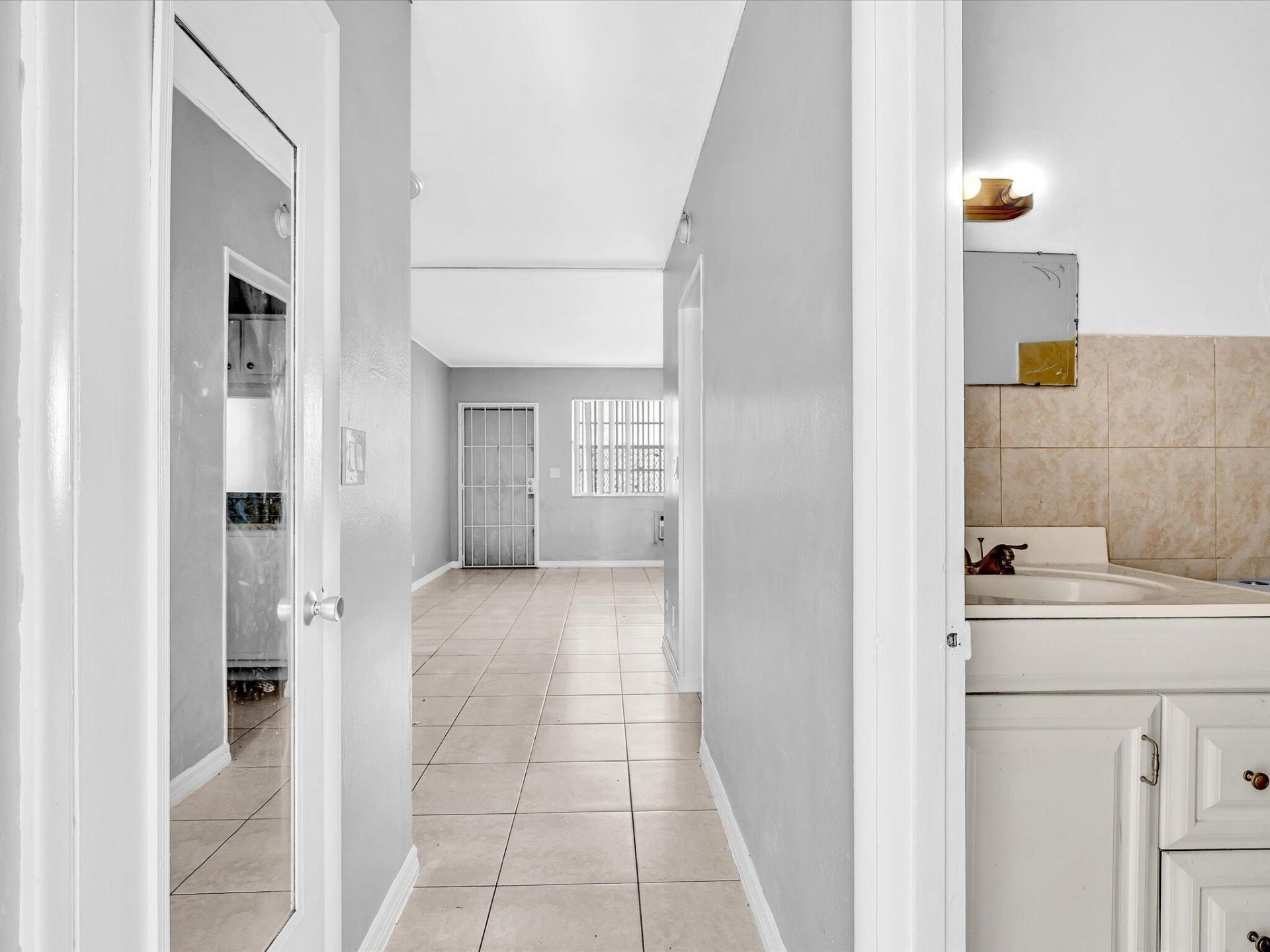 2915 Plunkett Street, Unit 5d, Hollywood, FL 33020 Photo