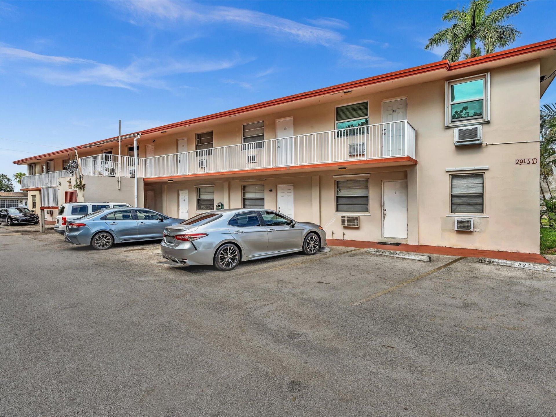2915 Plunkett Street, Unit 5d, Hollywood, FL 33020 Photo