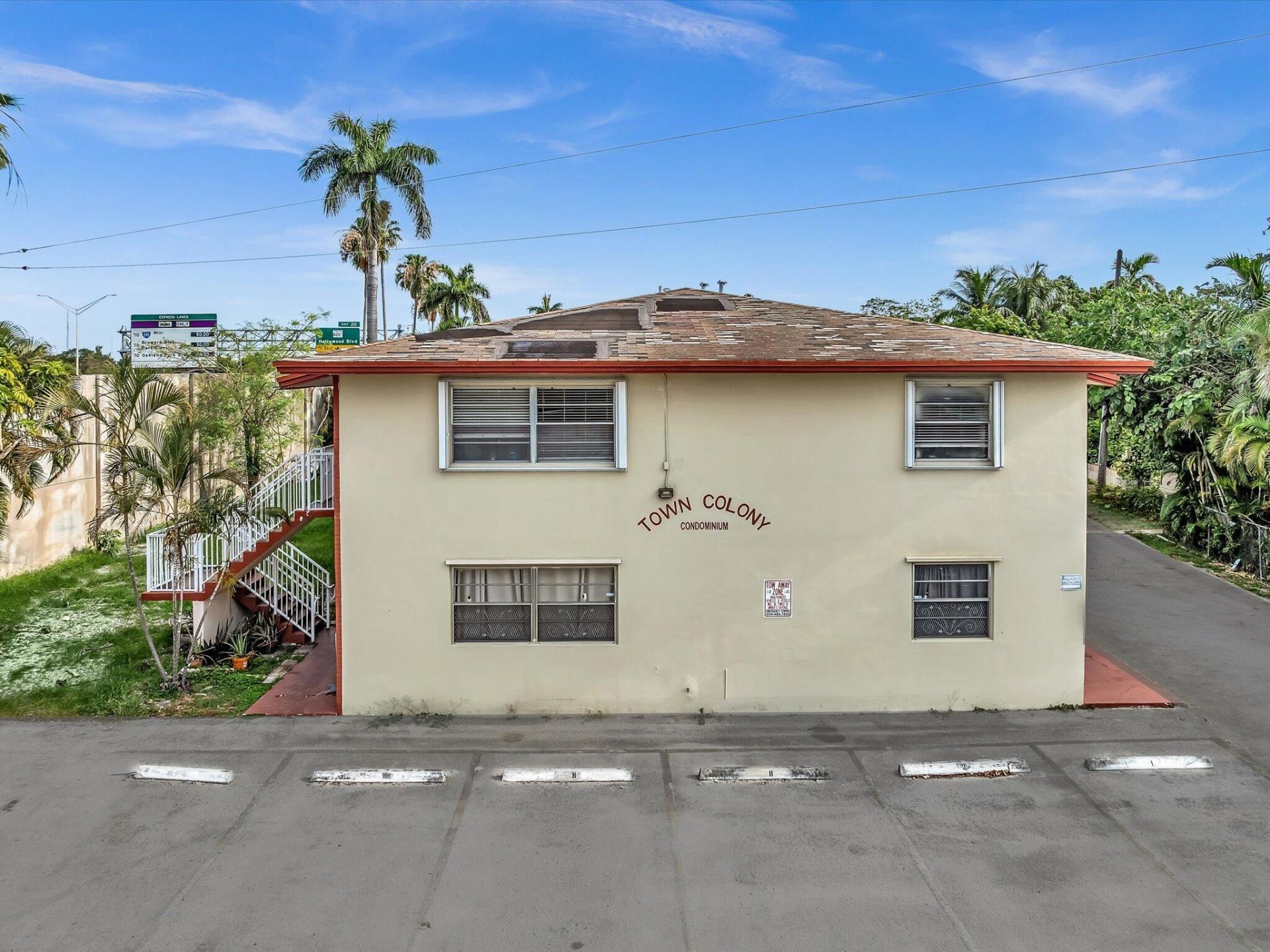 2915 Plunkett Street, Unit 5d, Hollywood, FL 33020 Photo