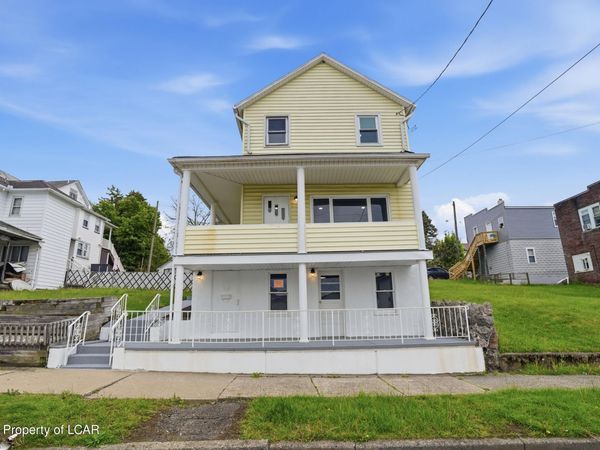 103 W Grand Street, Nanticoke, PA 18634