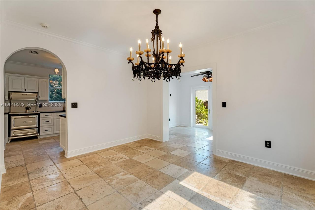 31 NE 46th St , Miami, FL 33137 Photo