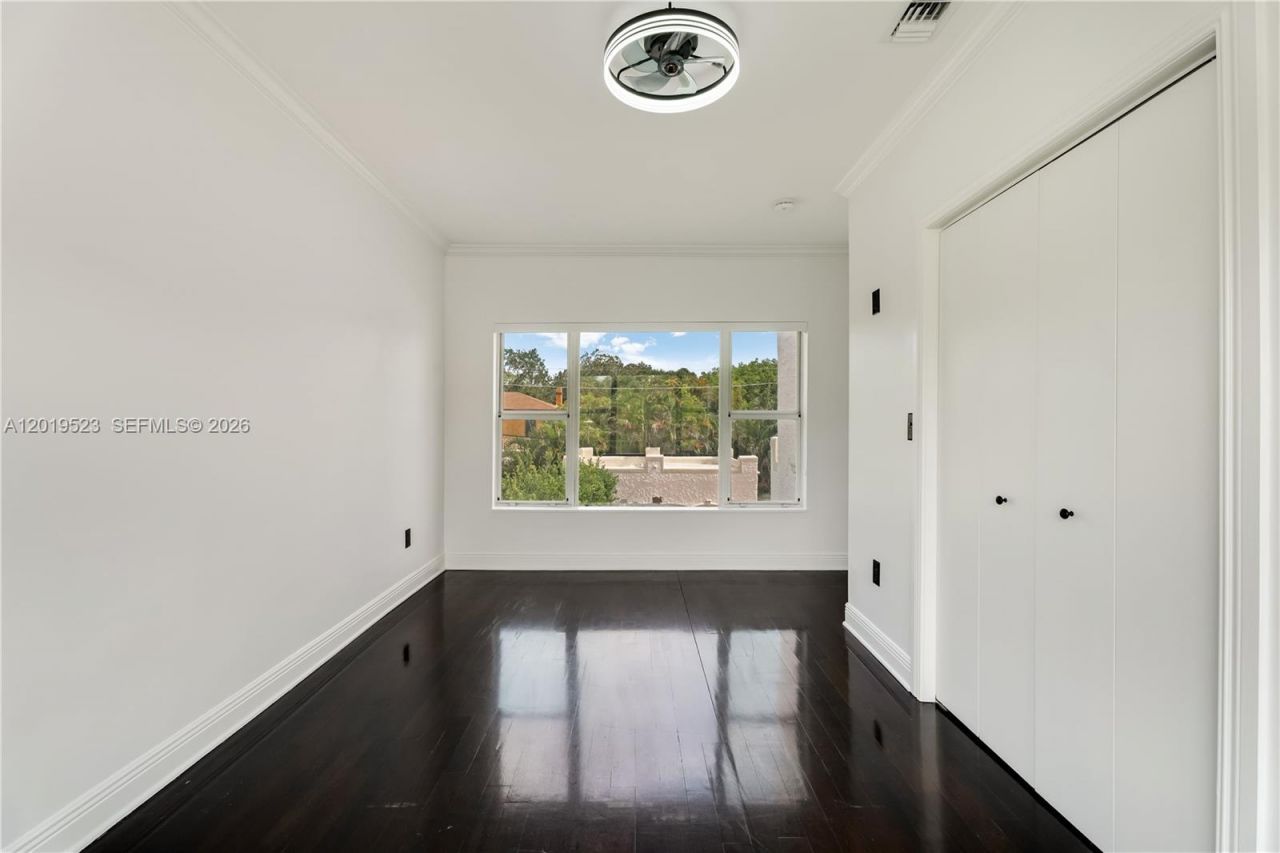 31 NE 46th St , Miami, FL 33137 Photo