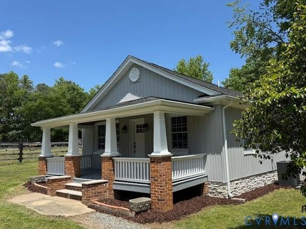 1811 S Waterside Drive, Lanexa, VA 23089