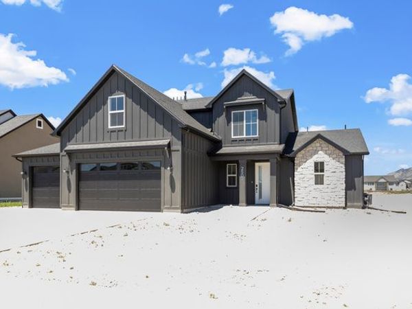 2502 W 2950 N, Unit 115, Farr West, UT 84404