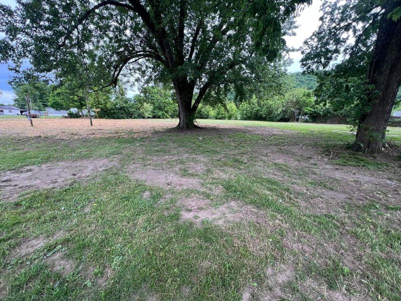 100 Shawnee Street , Bainbridge, OH 45612 Photo 7