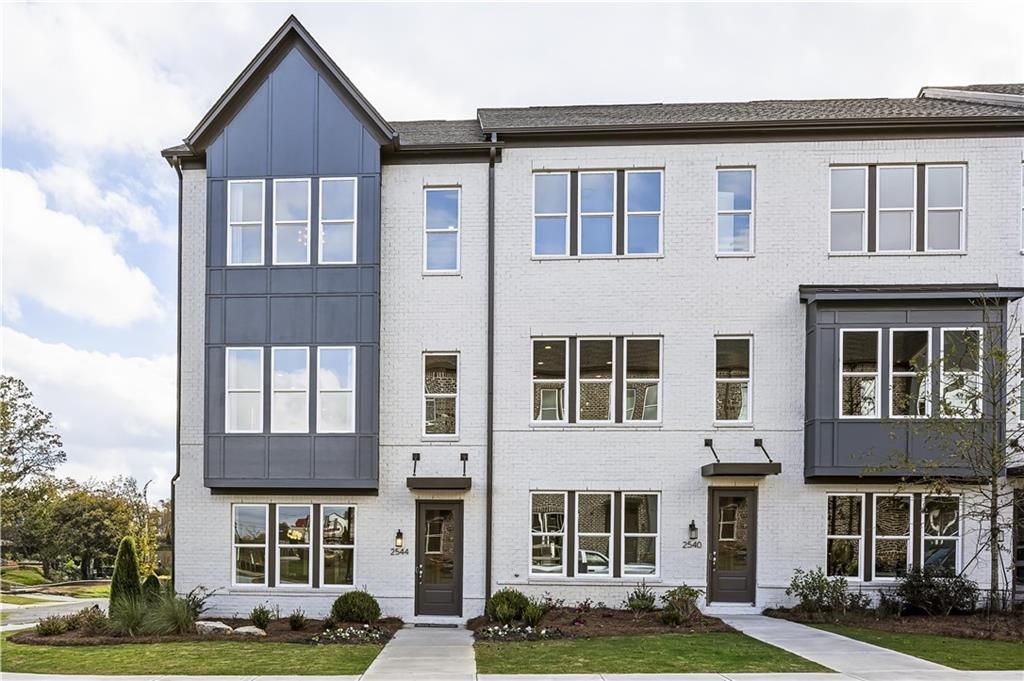 2624 Camphor Crossing, Unit 76, Smyrna, GA 30080 Main Photo