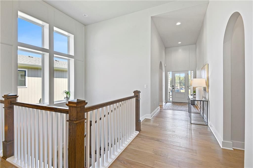 25086 W 98th Place, Lenexa, KS 66227 Main Photo