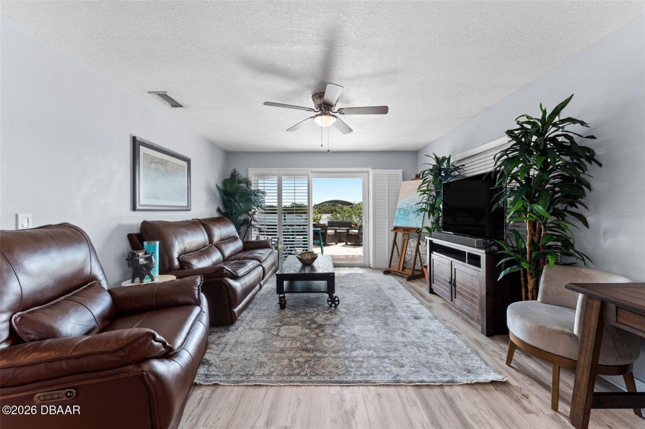 29 Pelican Lane, Edgewater, FL 32141 Photo