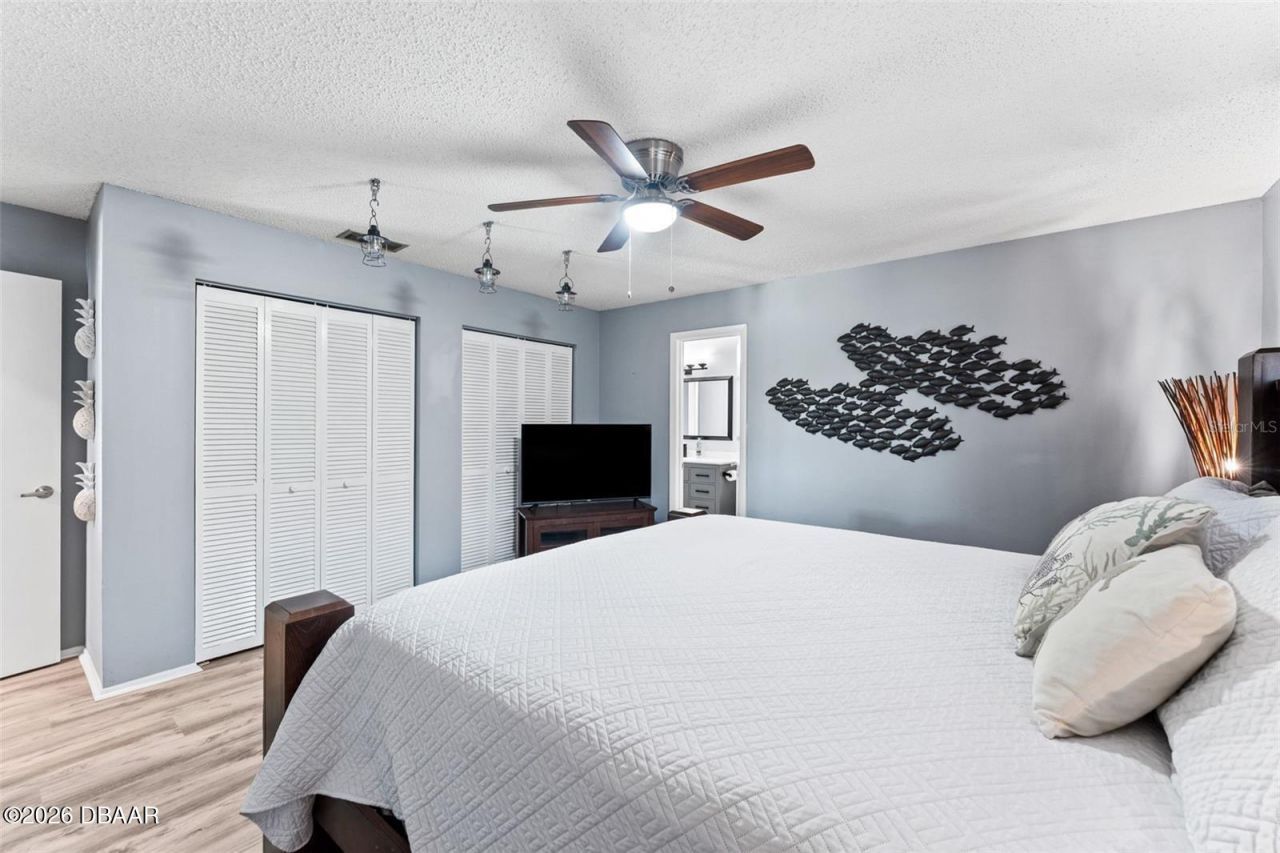 29 Pelican Lane, Edgewater, FL 32141 Photo
